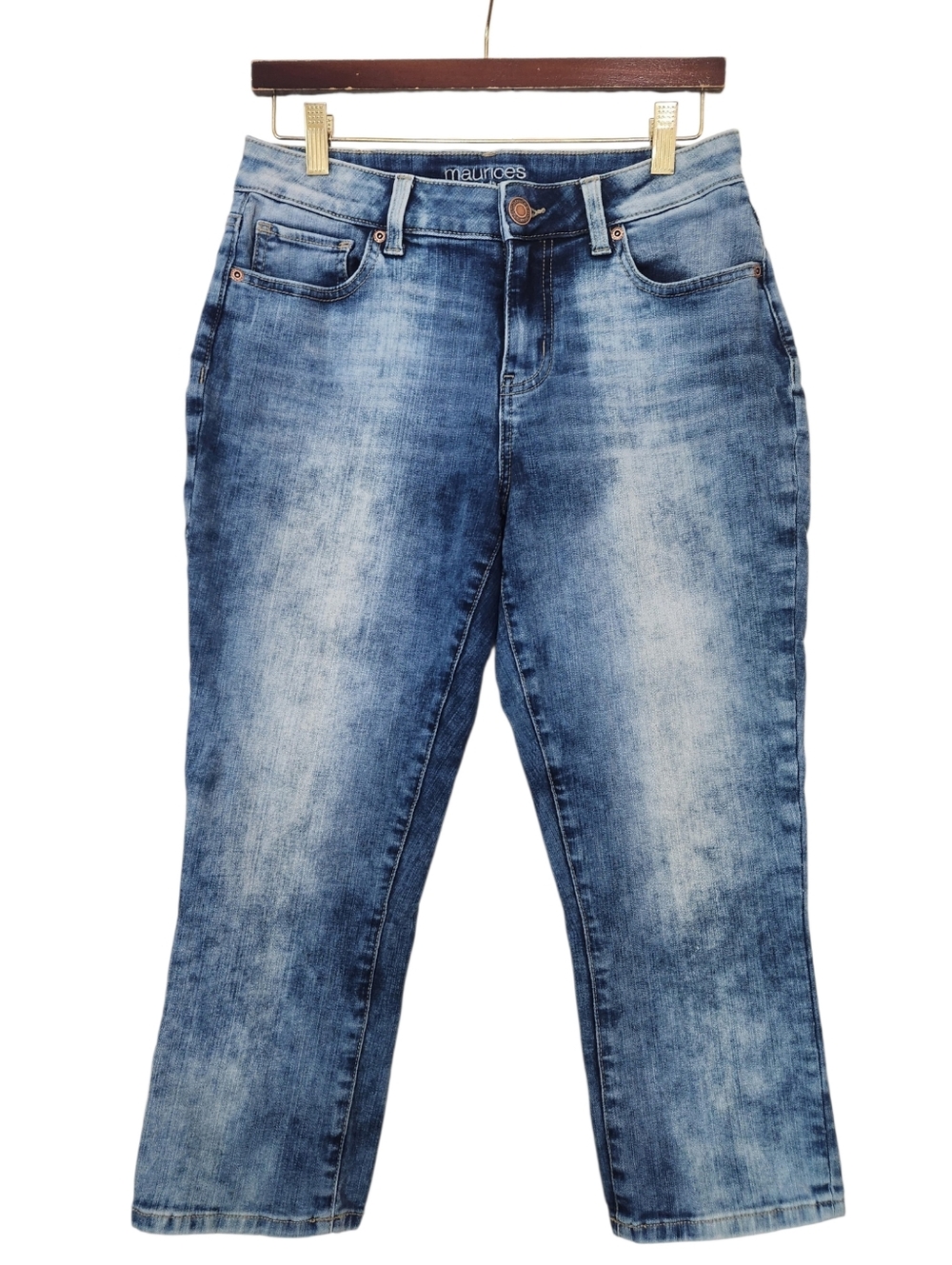 Maurices Mid-rise Acid Wash Casual And Comfy Capri Jeans Size 8